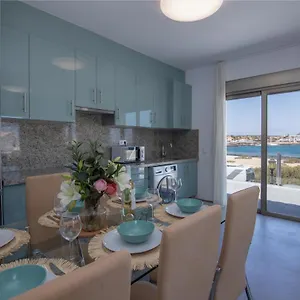Apartamento 5 Beachfront By Holidays, Corralejo